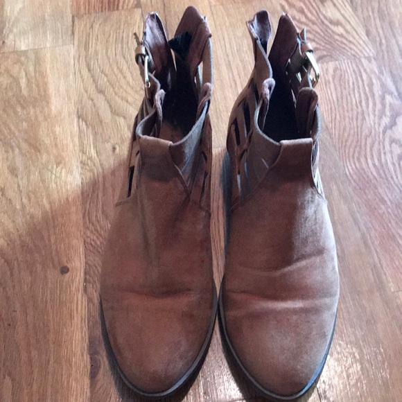 Zip-Up Booties - Picture 2 of 2